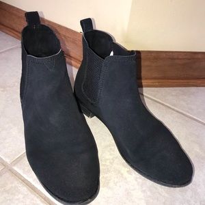 Toms Black suede booties